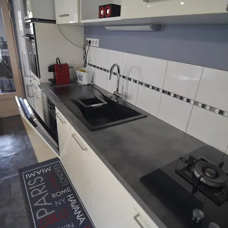 Maison Independante Climatisee A Deux Pas Des Plages, Confort Et Detente Assures *