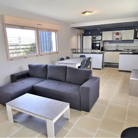 Maison Independante Climatisee A Deux Pas Des Plages, Confort Et Detente Assures * Royan