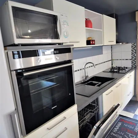 Maison Independante Climatisee A Deux Pas Des Plages, Confort Et Detente Assures *