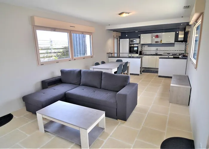 Maison Independante Climatisee A Deux Pas Des Plages, Confort Et Detente Assures * 鲁瓦扬