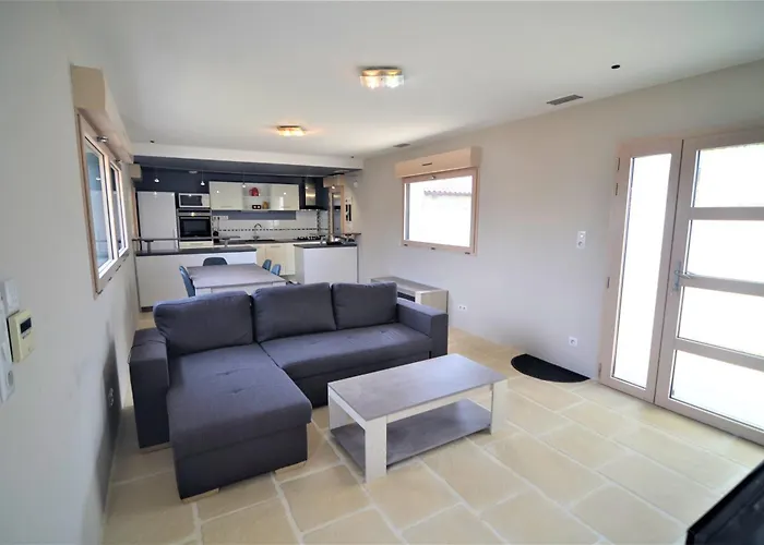 度假居 Maison Independante Climatisee A Deux Pas Des Plages, Confort Et Detente Assures 鲁瓦扬