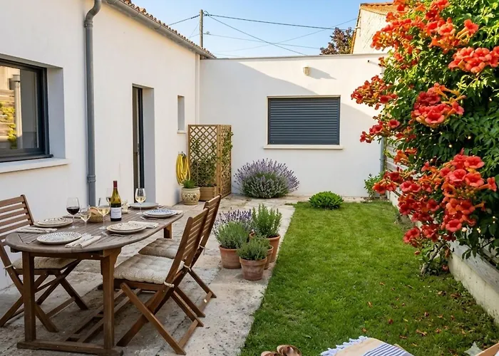 Maison Independante Climatisee A Deux Pas Des Plages, Confort Et Detente Assures *